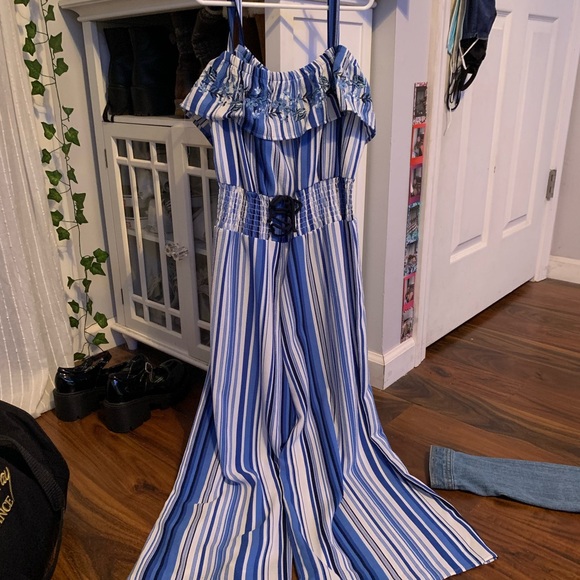 Tween One Piece - Picture 2 of 2